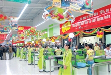 BigC Thanh Hóa vừa được khai trương cuối tháng 12 năm 2011, những ngày liền sau đó đã đón tiếp hàng vạn lượt người dân ở khắp nơi trong tỉnh đến mua sắm.&nbsp;